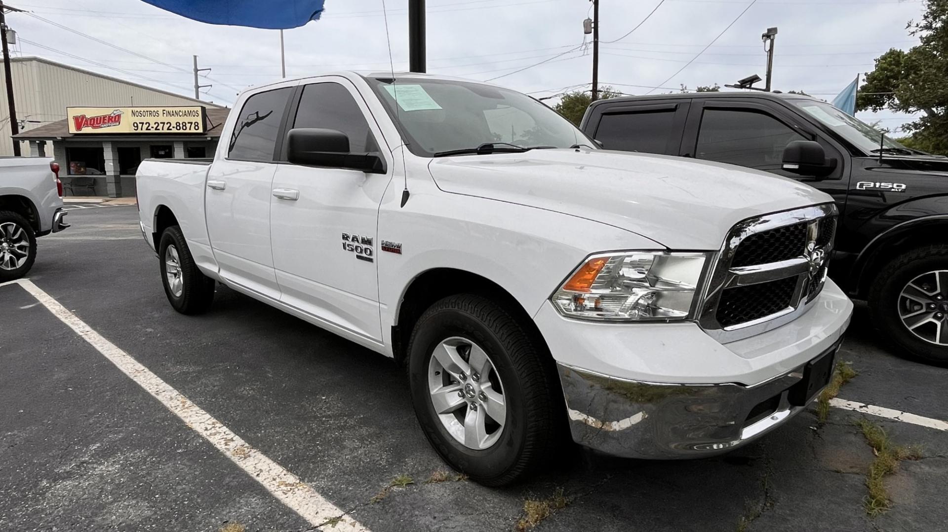 2019 white RAM 1500 SLT Crew Cab LWB 2WD (1C6RR6TT2KS) with an 5.7L V8 OHV 16V engine, 8A transmission, located at 945 E. Jefferson Blvd, Dallas, TX, 75203, (214) 943-7777, 32.752514, -96.811630 - Photo#2